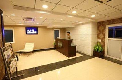 Crest Executive Suites, Whitefield Bengaluru Wnętrze zdjęcie
