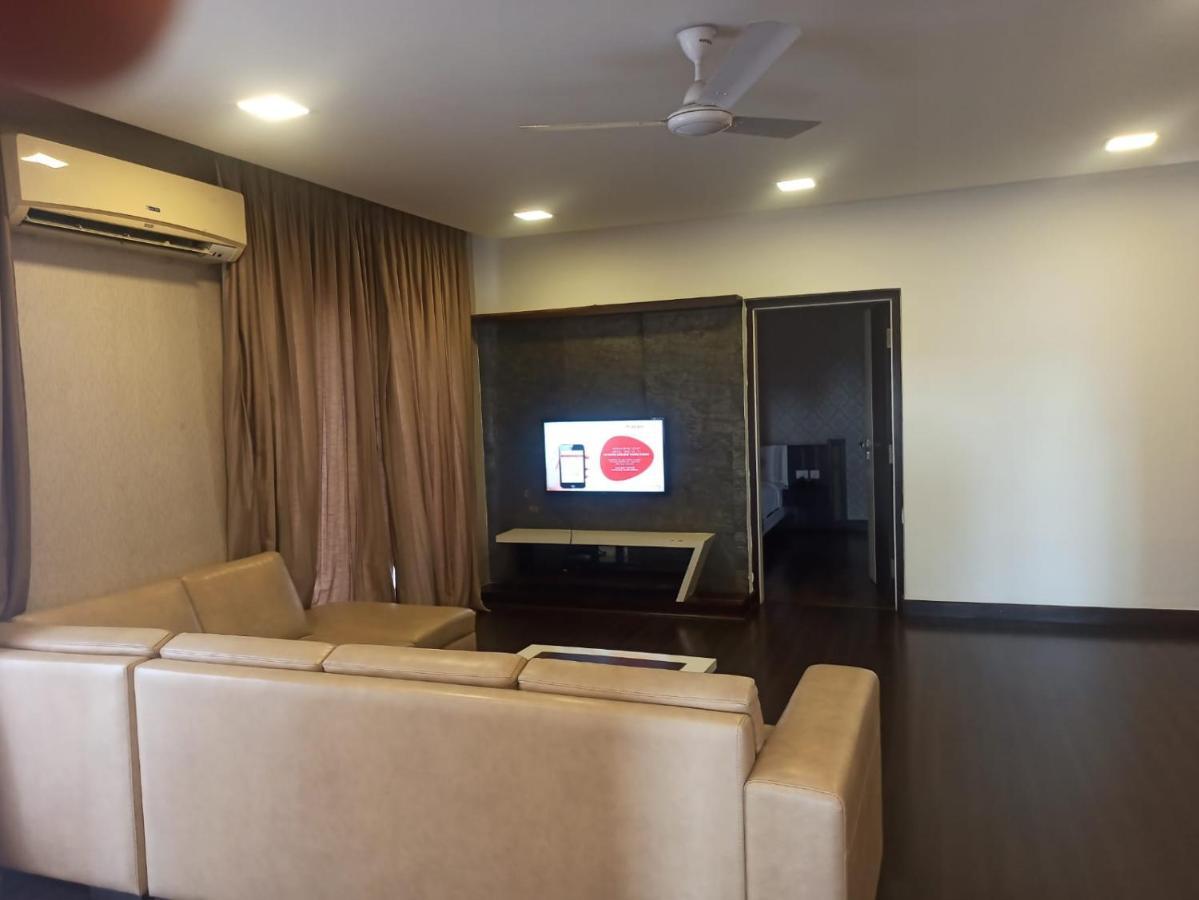 Crest Executive Suites, Whitefield Bengaluru Zewnętrze zdjęcie